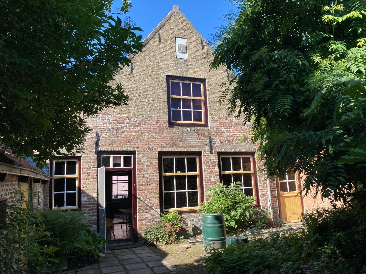 Achteraanzicht woning