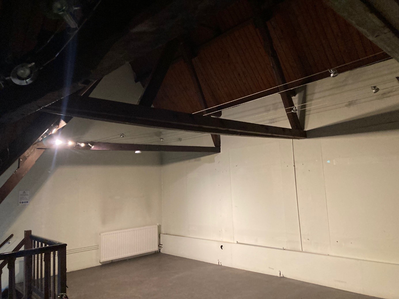 Binenkant woning kamer bovenverdieping